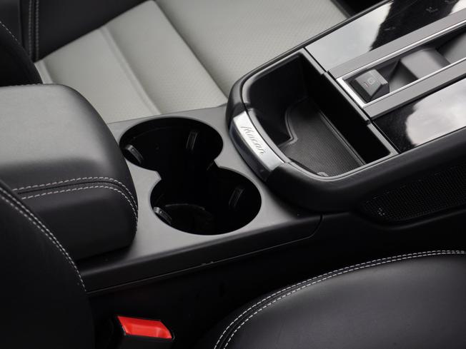 PORSCHE Macan Photo 40