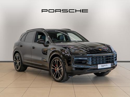 PORSCHE Cayenne 3.0 V6 E-Hybrid 25.9kWh S SUV 5dr Petrol Plug-in Hybrid TiptronicS 4WD Euro 6 (s/s) (519 ps)