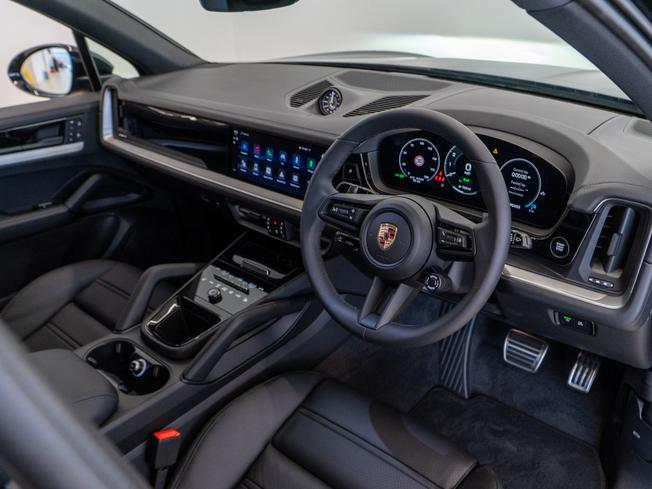 PORSCHE Cayenne Photo 11