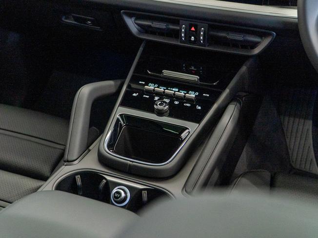 PORSCHE Cayenne Photo 23