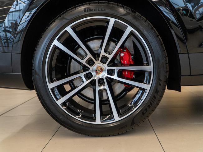 PORSCHE Cayenne Photo 4