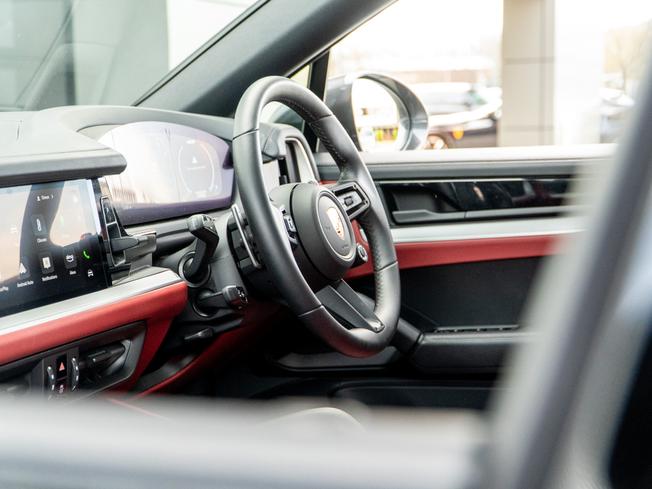 PORSCHE Cayenne Photo 10