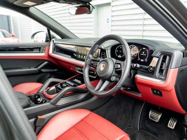 PORSCHE Cayenne Photo 11