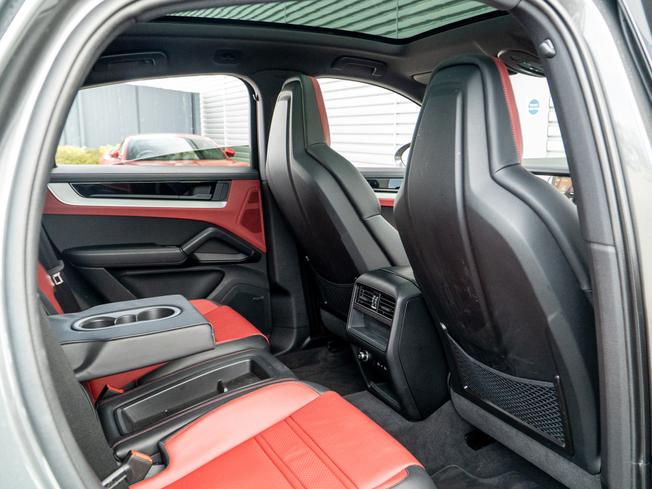 PORSCHE Cayenne Photo 17