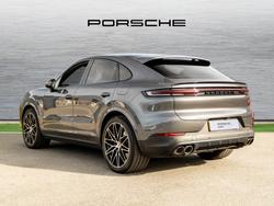 PORSCHE Cayenne Photo 2