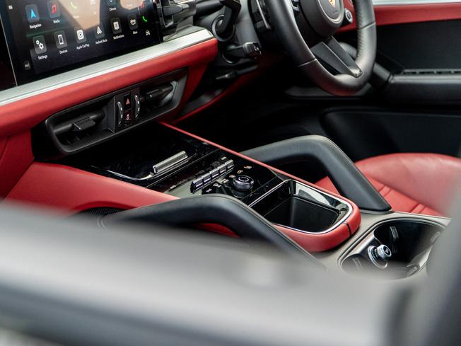PORSCHE Cayenne Photo 23