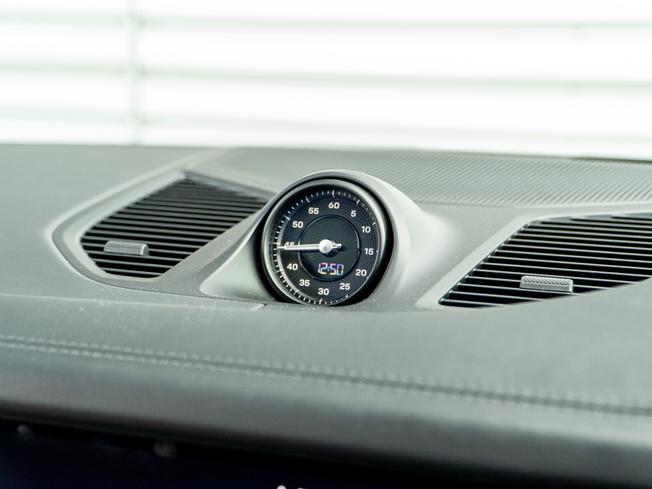 PORSCHE Cayenne Photo 28