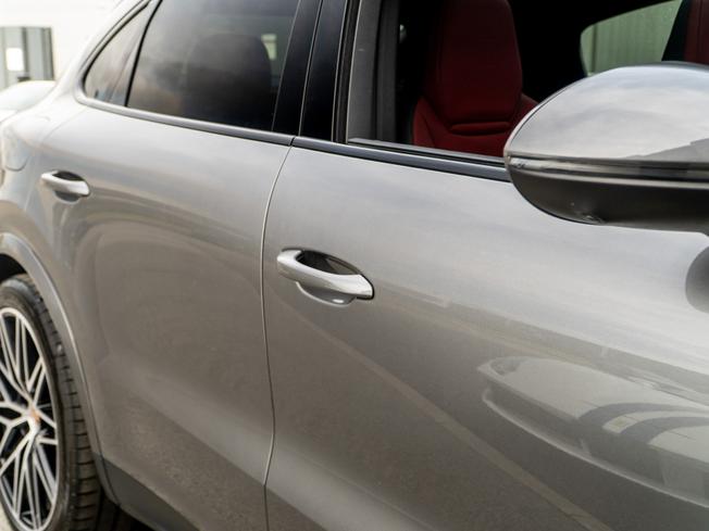 PORSCHE Cayenne Photo 30