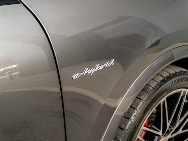 PORSCHE Cayenne Photo 31