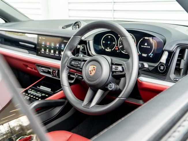 PORSCHE Cayenne Photo 9
