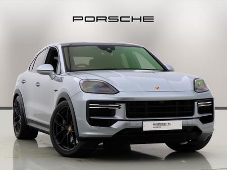 2024 PORSCHE CAYENNE 4.0 V8 E HYBRID 25.9KWH TURBO COUPE 5DR PETROL PLUG IN HYBRID... photo