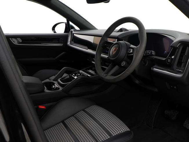 PORSCHE Cayenne Photo 3