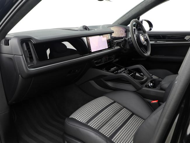 PORSCHE Cayenne Photo 30