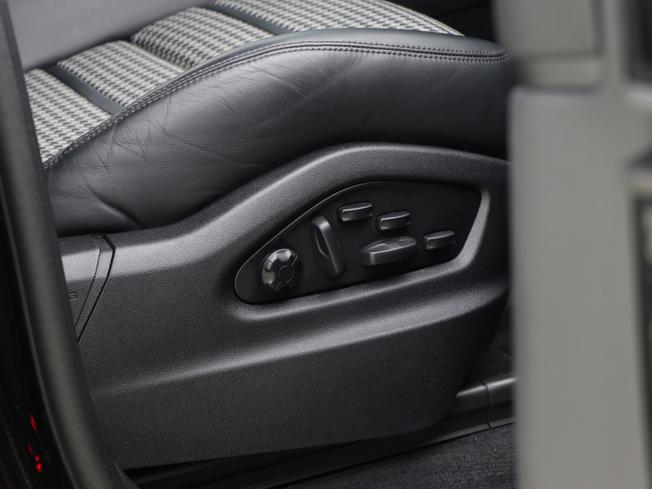 PORSCHE Cayenne Photo 36