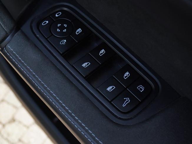 PORSCHE Cayenne Photo 20