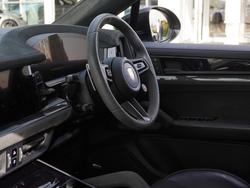 PORSCHE Cayenne Photo 3