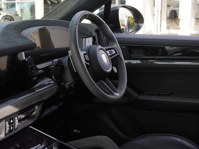 PORSCHE Cayenne Photo 3