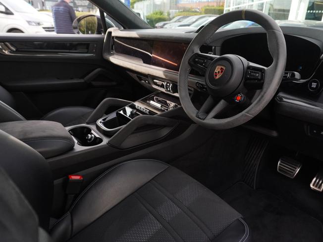 PORSCHE Cayenne Photo 9
