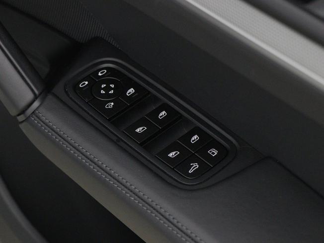 PORSCHE Cayenne Photo 33