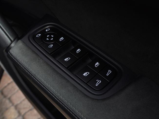 PORSCHE Cayenne Photo 23