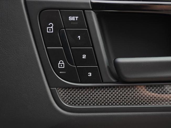 PORSCHE Cayenne Photo 26