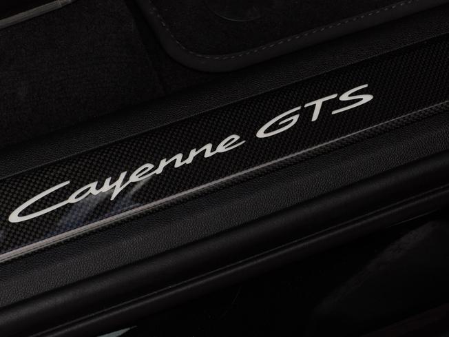 PORSCHE Cayenne Photo 32