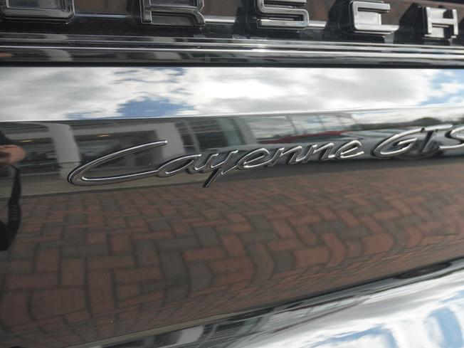 PORSCHE Cayenne Photo 38