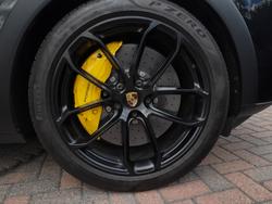 PORSCHE Cayenne Photo 4