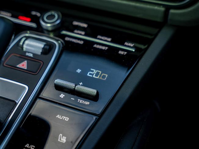 PORSCHE Cayenne Photo 10