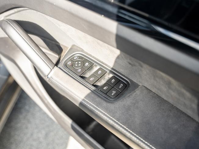 PORSCHE Cayenne Photo 14