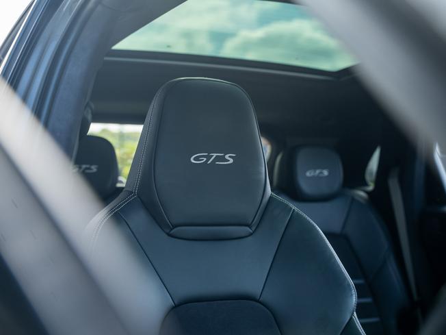 PORSCHE Cayenne Photo 17