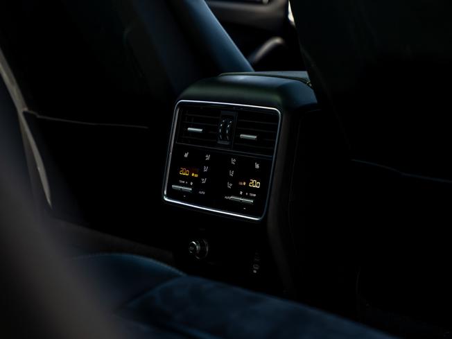 PORSCHE Cayenne Photo 21
