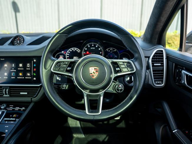 PORSCHE Cayenne Photo 22