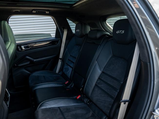 PORSCHE Cayenne Photo 26