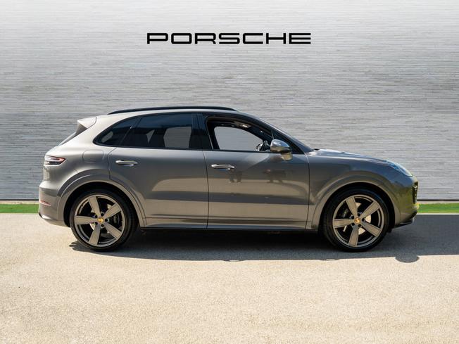 PORSCHE Cayenne Photo 4