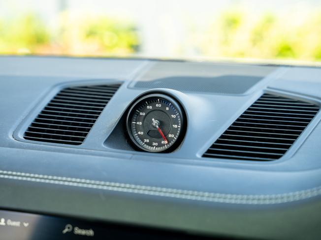 PORSCHE Cayenne Photo 8