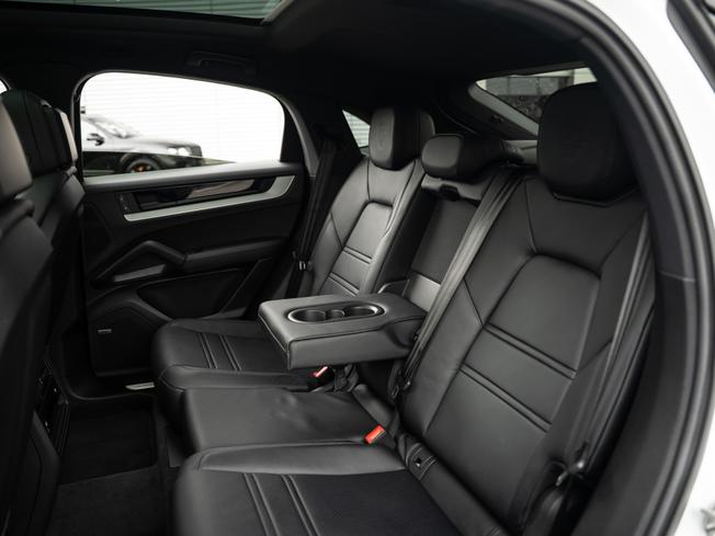 PORSCHE Cayenne Photo 16