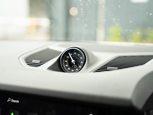 PORSCHE Cayenne Photo 27