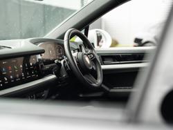 PORSCHE Cayenne Photo 3