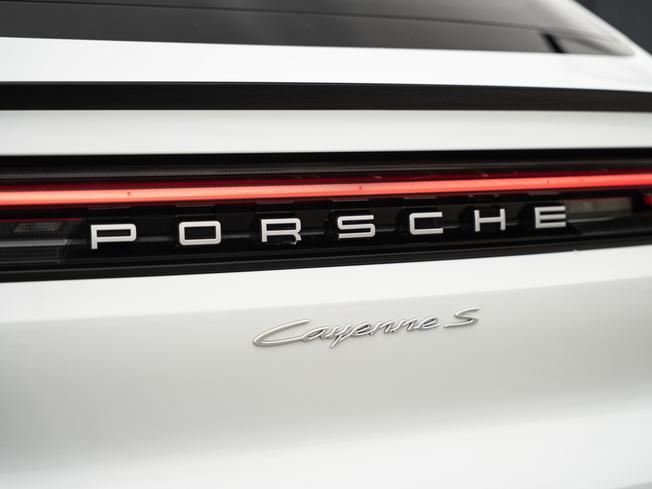 PORSCHE Cayenne Photo 34