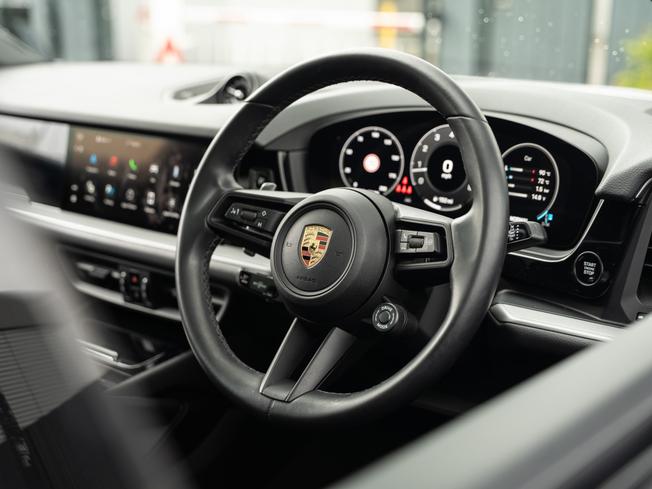 PORSCHE Cayenne Photo 8