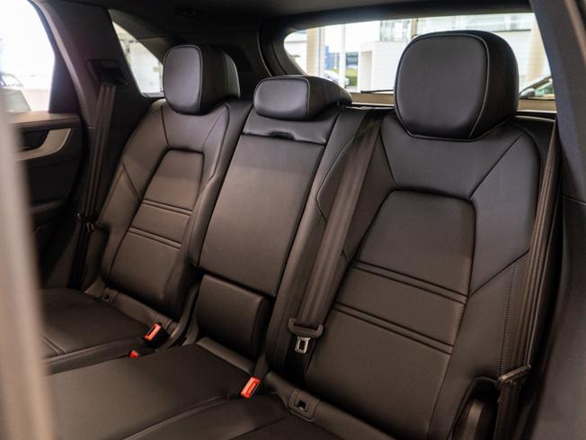 PORSCHE Cayenne Photo 13