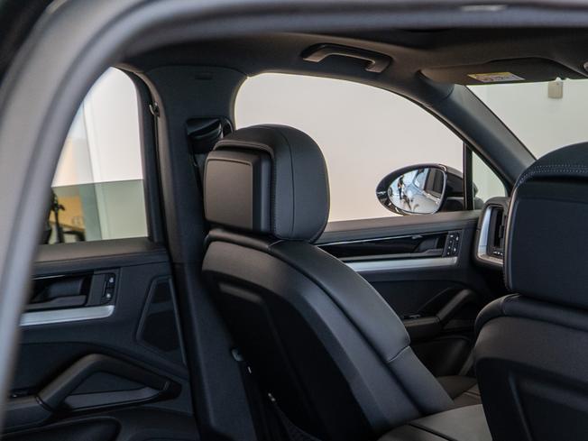 PORSCHE Cayenne Photo 17