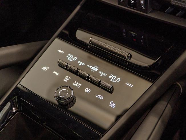 PORSCHE Cayenne Photo 24