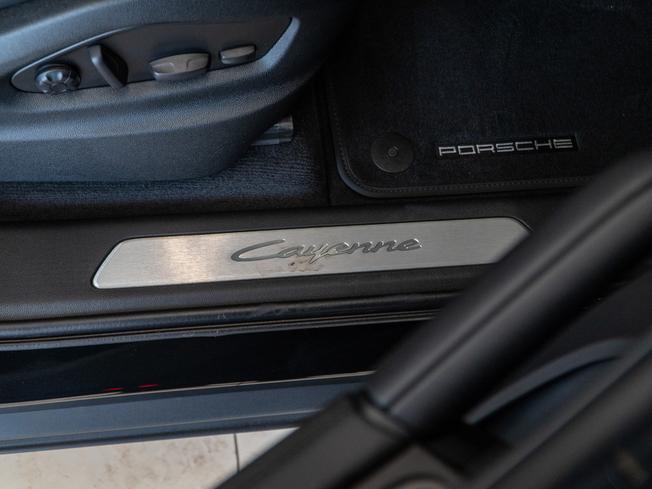 PORSCHE Cayenne Photo 29