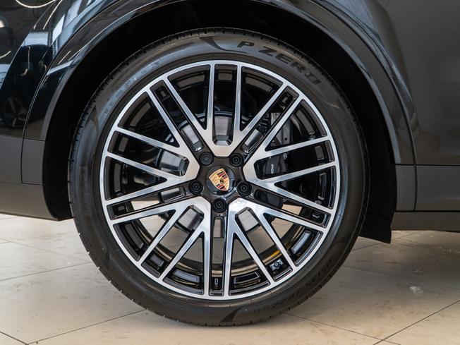 PORSCHE Cayenne Photo 4