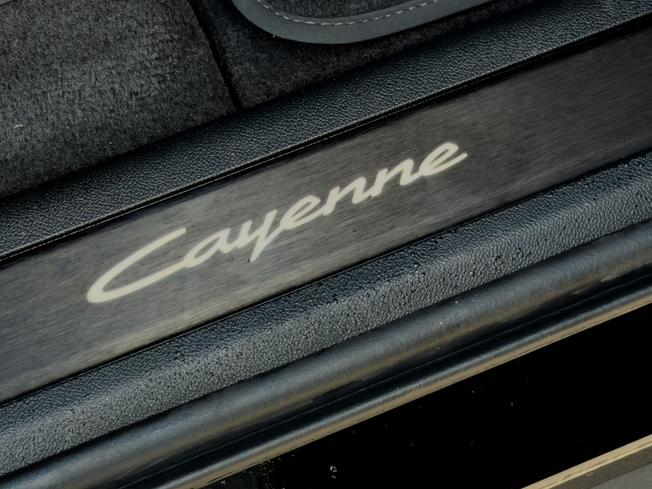 PORSCHE Cayenne Photo 20