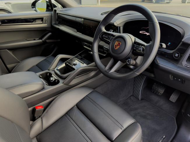 PORSCHE Cayenne Photo 9
