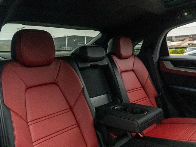 PORSCHE Cayenne Photo 14