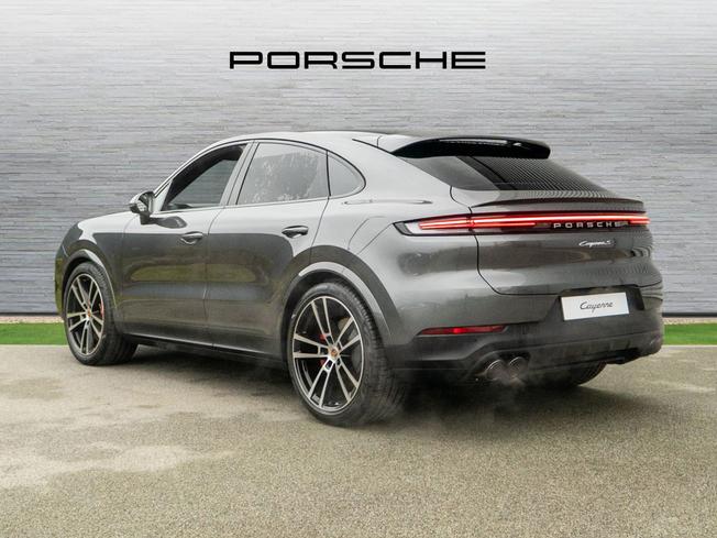 PORSCHE Cayenne Photo 2
